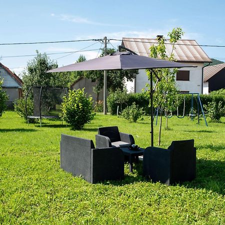 Kuca Za Odmor Boki Villa Gospić Dış mekan fotoğraf