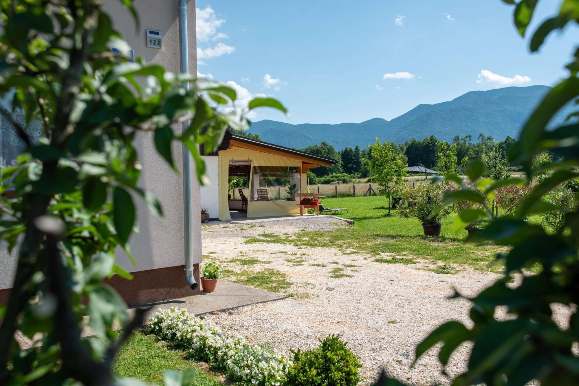 Kuca Za Odmor Boki Villa Gospić Dış mekan fotoğraf