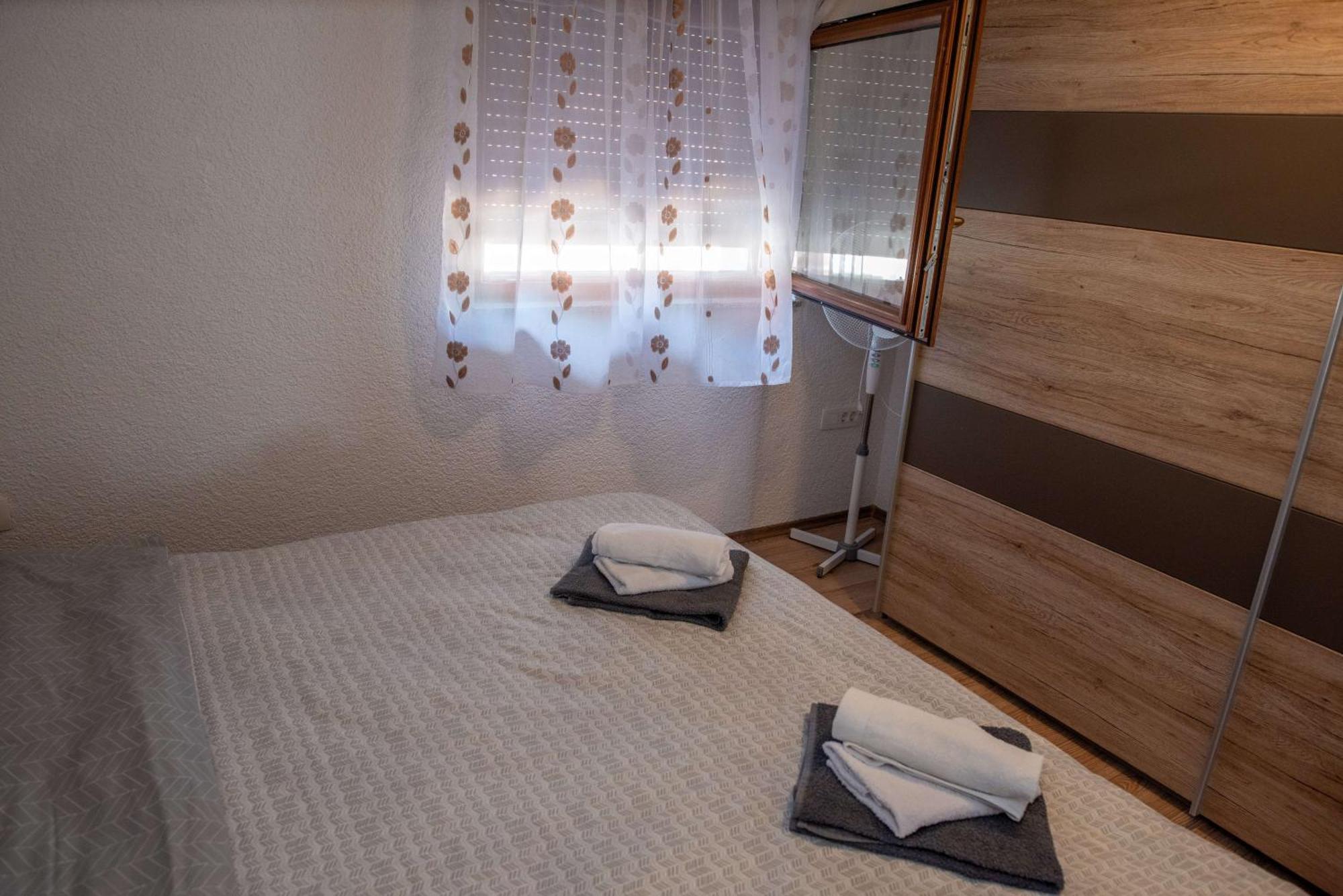 Kuca Za Odmor Boki Villa Gospić Dış mekan fotoğraf