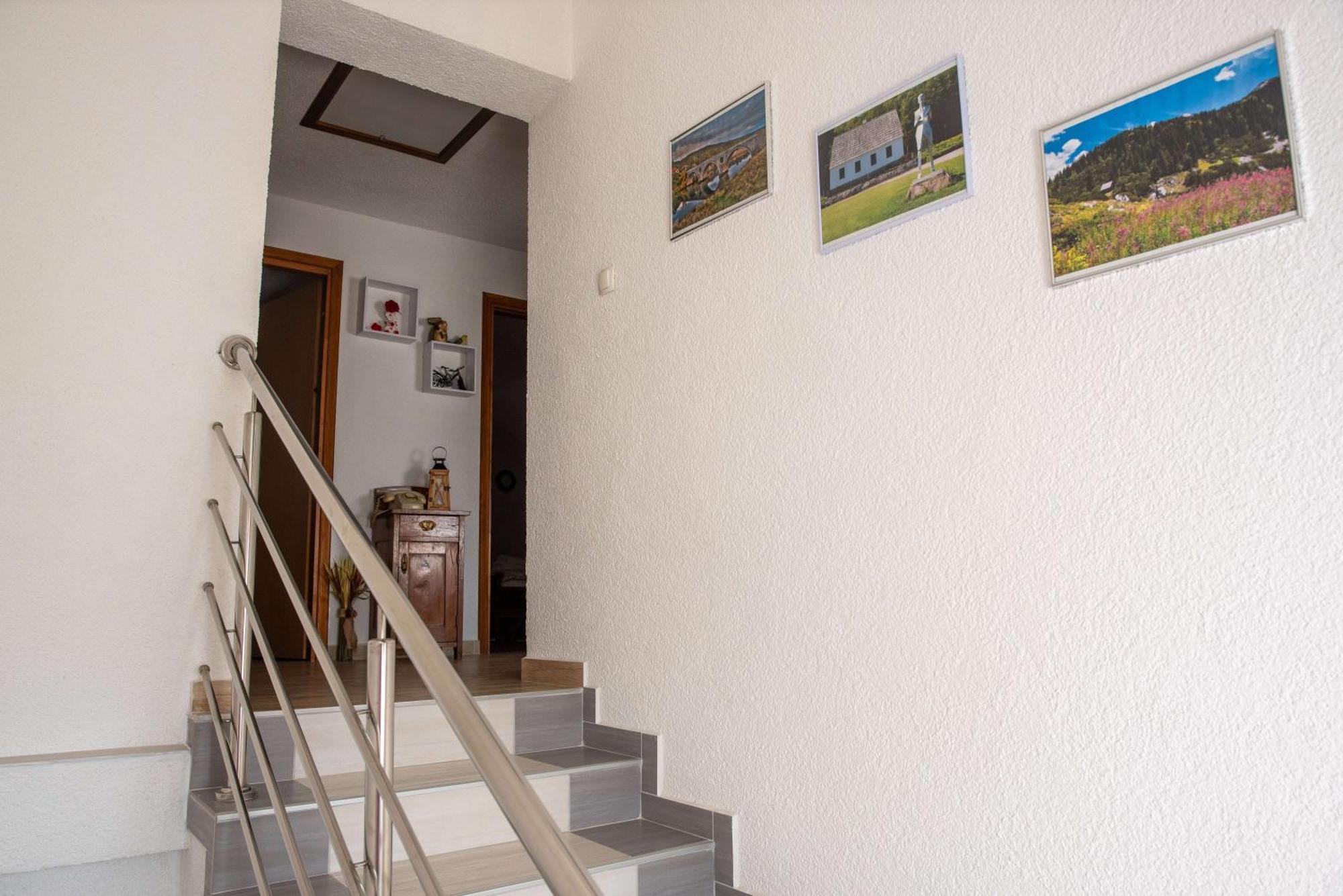 Kuca Za Odmor Boki Villa Gospić Dış mekan fotoğraf